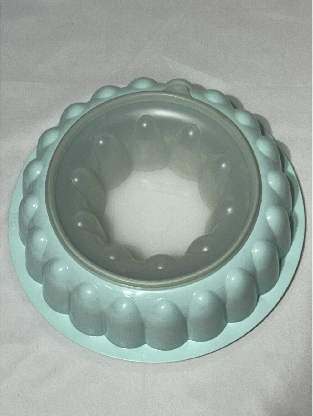 Tupperware 9